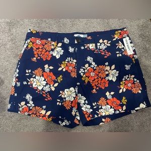 Old Navy NWT - Floral Shorts size 10